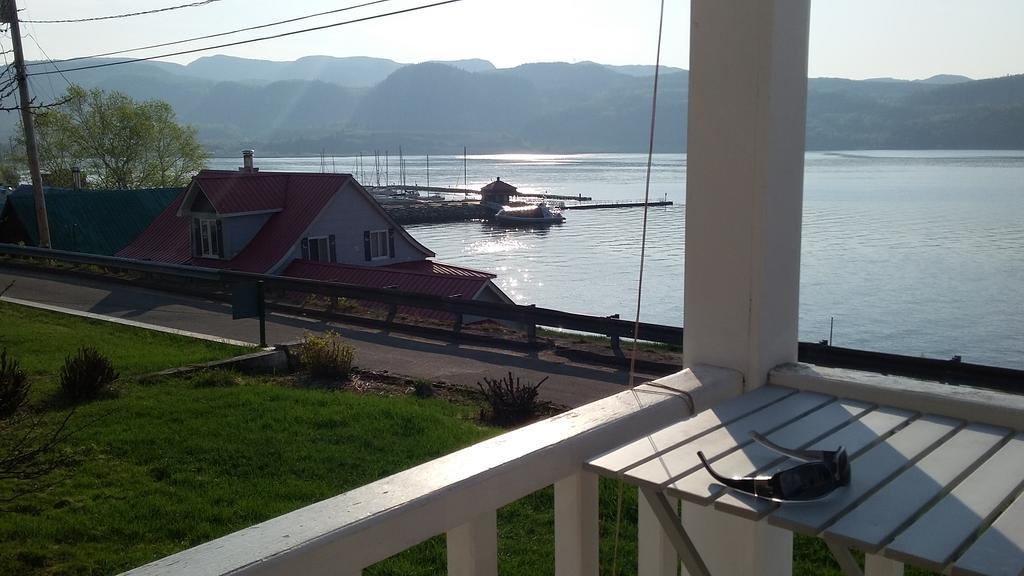 Apartement Mirador Du Fjord LʼAnse-Saint-Jean Екстериор снимка