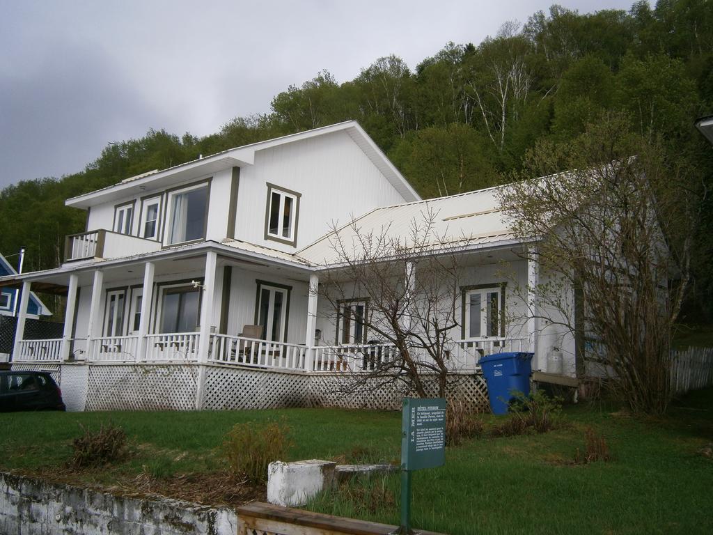 Apartement Mirador Du Fjord LʼAnse-Saint-Jean Екстериор снимка