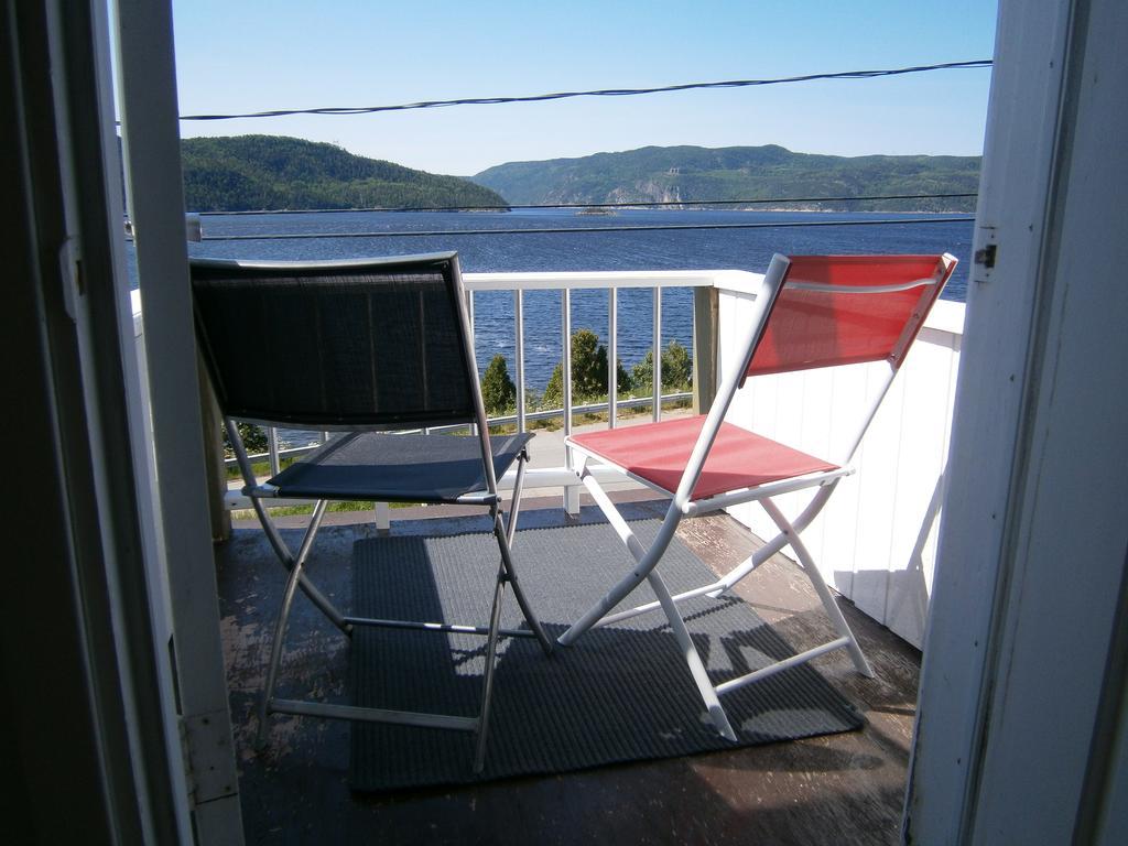 Apartement Mirador Du Fjord LʼAnse-Saint-Jean Екстериор снимка